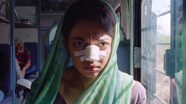 राधिका आप्टे का दमदार अभिनय