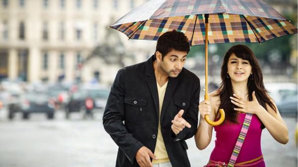 எங்கேயும் காதல்