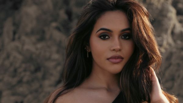 பவானி ஸ்ரீ