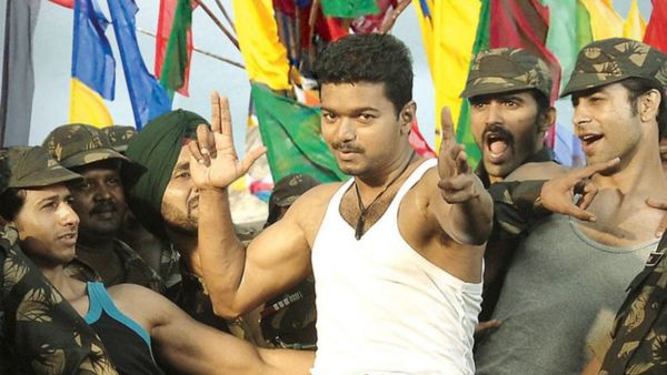 விஜய் - துப்பாக்கி