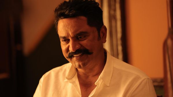 நிறங்கள்  மூன்று கதையின் சுருக்கம்