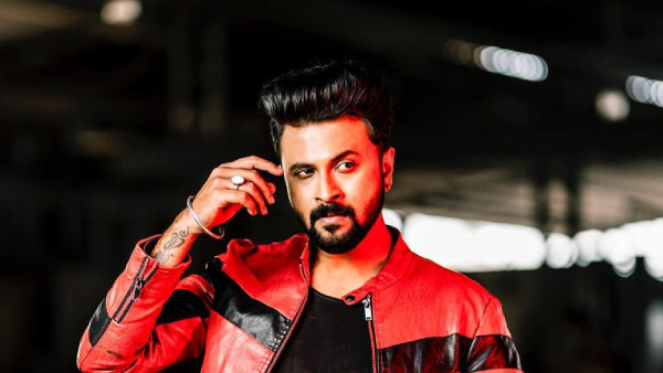 ಶಶಿರ್ ಶಾಸ್ತ್ರಿ 