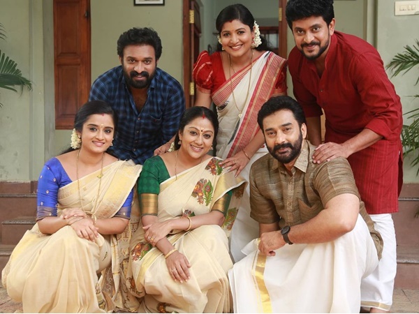  അവാര്‍ഡില്ലേലും ​കുടുംബങ്ങള്‍ ചേര്‍ത്തുപിടിച്ചു; മലയാളത്തിലെ മികച്ച അഞ്ച് സീരിയലുകള്‍
