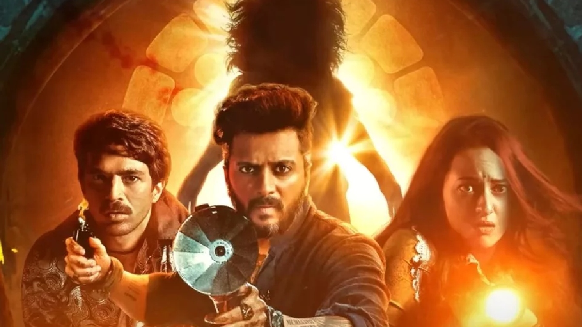 डर और हंसी का मिश्रण! काकुड़ा देखने से पहले इन हॉरर कॉमेडी फिल्मों का मजा लें