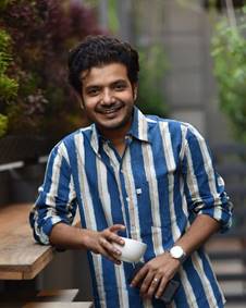 ദമയന്തിയും സുനന്ദയും