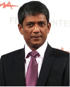 അധില്‍ ഹുസൈന്‍