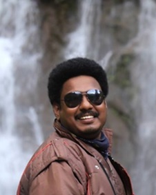 അനീഷ് ഗോപാല്‍