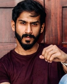 அனிஷ் பத்மநாதன்