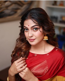 അനുശ്രീ