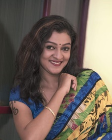 അപര്‍ണ നായര്‍