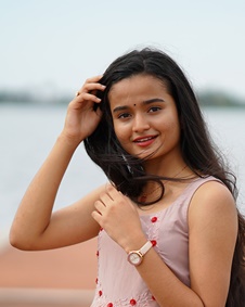 മീനാക്ഷി അനൂപ്