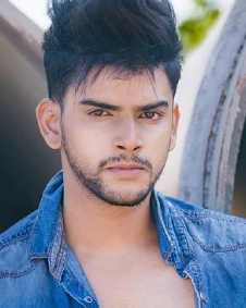 ದರ್ಶ್ ಚಂದ್ರಪ್ಪ