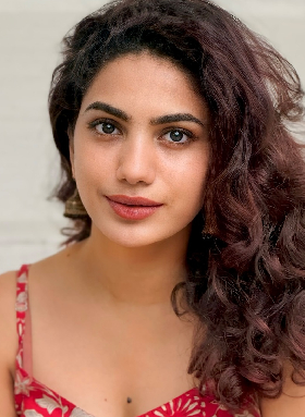 Deepa Thomas