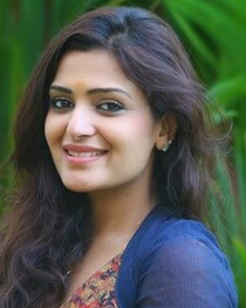 దివ్యా పిళ్లై