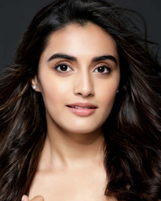 दिव्यांशा कौशिक