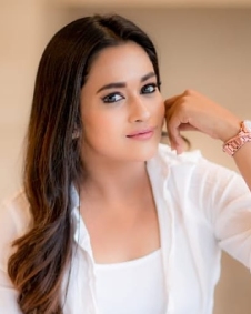 காவ்யா அறிவுமணி