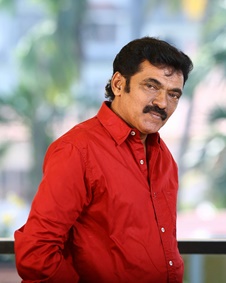 കലാഭവന്‍ ഹനീഫ്‌