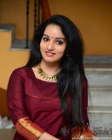 മാളവിക മേനോൻ