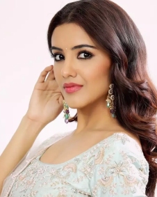 மால்விகா சர்மா