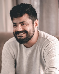 മഖ്ബൂല്‍ സല്‍മാന്‍