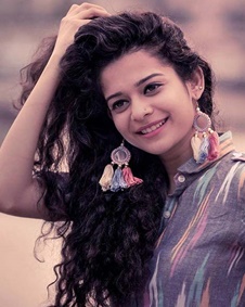 മിഥില പാല്‍ക്കര്‍