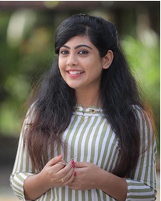 നയന എല്‍സ