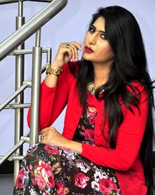 നേഹ സക്‌സേന