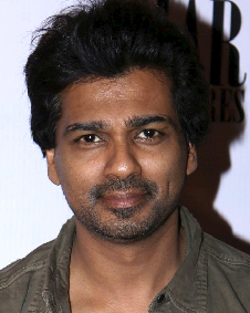 निखिल द्विवेदी