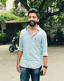 നിഖില്‍ മുരളി