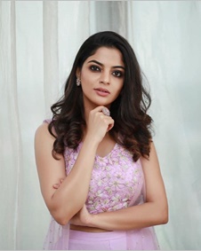 നിഖില വിമല്‍