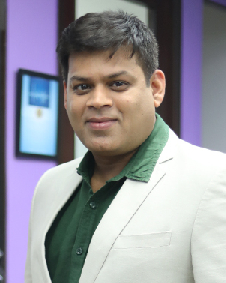 निनाद वैद्य