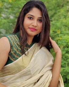 നോറ ജോണ്‍