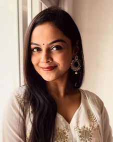 Pooja Venkat - Photos, Videos, Birthday, Latest News, Height In Feet -  FilmiBeat