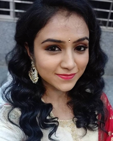 ರಶ್ಮಿ ಪ್ರಭಾಕರ್‌