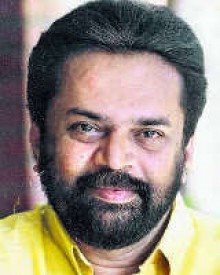 രവി വള്ളത്തോൾ