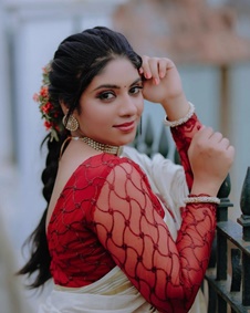 റെനീഷ റഹ്മാന്‍