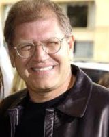 Robert Zemeckis - Photos, Videos, Birthday, Latest News, Height In Feet