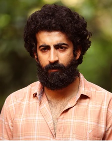 റോഷന്‍ മാത്യു