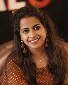 സാധിക വേണുഗോപാല്‍