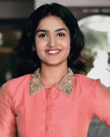 சானியா ஐயப்பன்