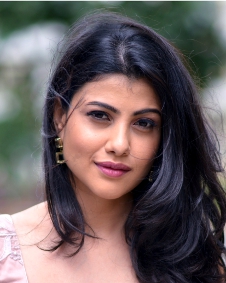 ಶ್ರುತಿ ಗೋರಾಡಿಯಾ