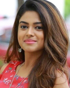 सिद्धि इदनानी