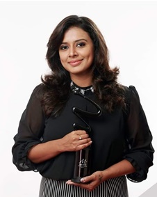 സിത്താര കൃഷ്ണകുമാർ