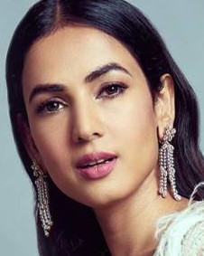 सोनल चौहान