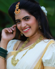 స్రవంతి చొక్కరపు