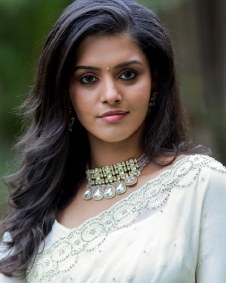 ஸ்வாதிஷ்டா கிருஷ்ணன்