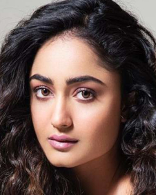 त्रिधा चौधरी