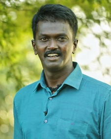 വാവ സുരേഷ്