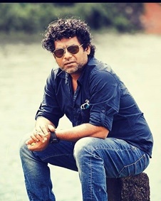 വിജയകുമാര്‍ പ്രഭാകരന്‍