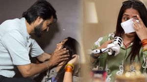 ಮಗನ ಭವಿಷ್ಯಕ್ಕಾಗಿ ಬೇರೆಯವರ ಜೊತೆ ಮಲಗುವುದರಲ್ಲಿ ತಪ್ಪೇನಿದೆ ? ಸಾಯಬೇಕಾ ನಾನು ? ಬಿಗ್ ಬಾಸ್ ಚಂದ್ರಿಕಾ ಆಕ್ರೋಶ